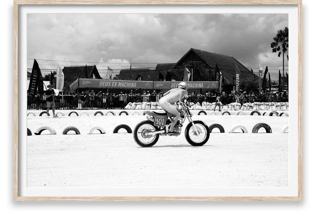 Naked Dirtbiker, motorbike, Deus ex machina, dirtbike racing